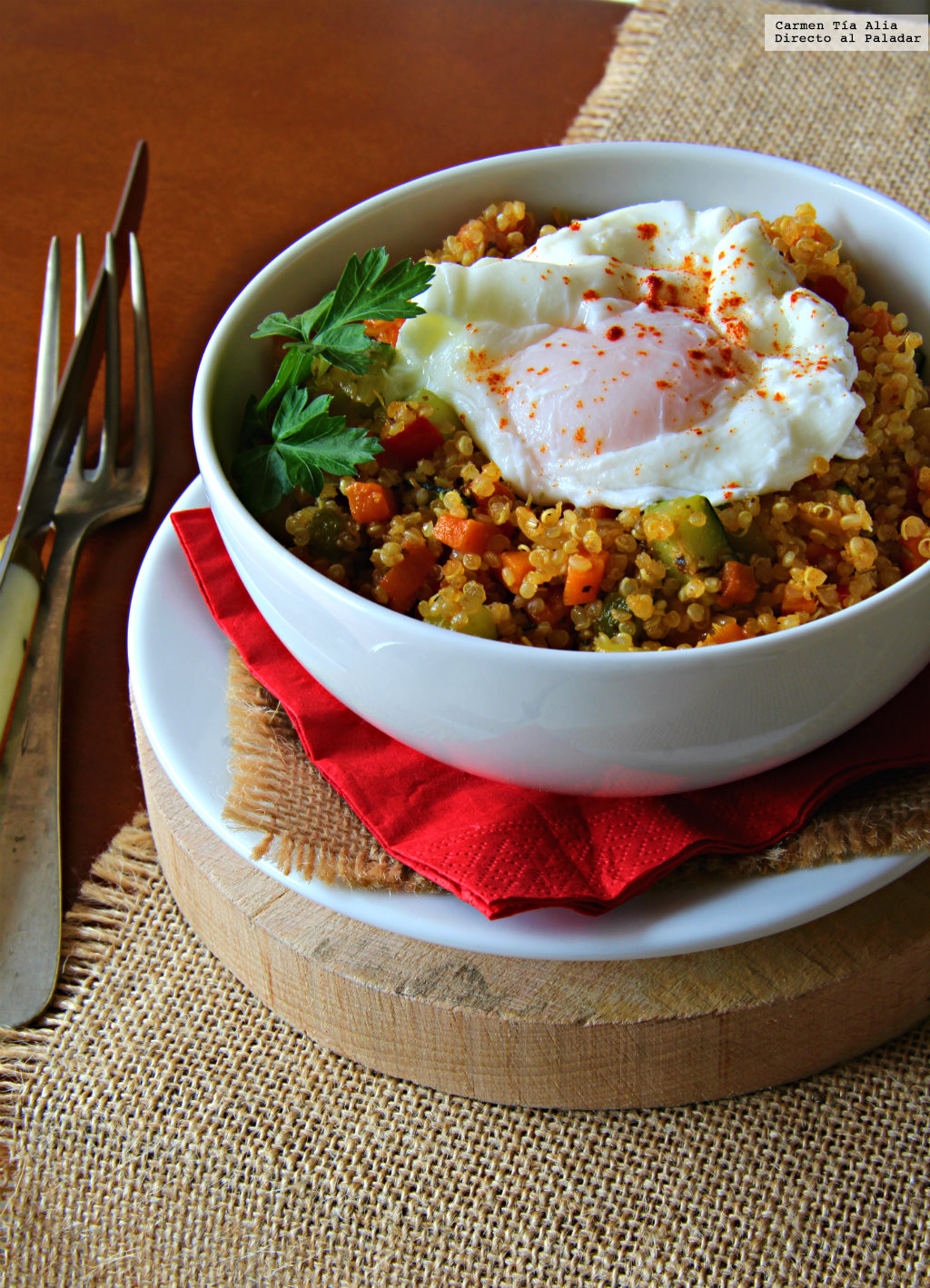 Bowl de quinoa, verduritas y huevo: receta sin grasas