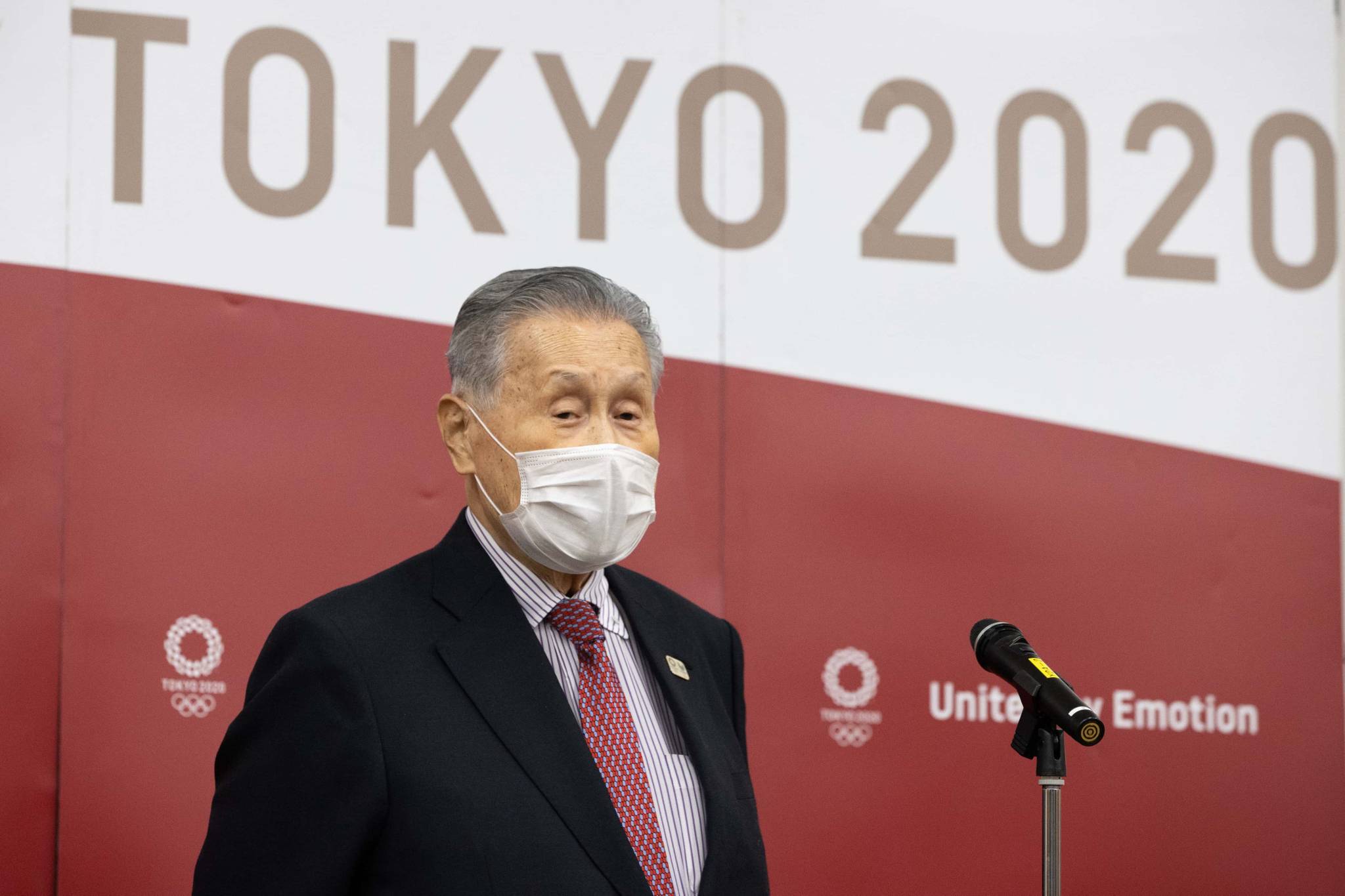 Los Juegos Olímpicos de Tokio seguirán adelante a pesar de la pandemia, dice el presidente del Comité Organizador.